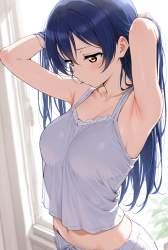 1556900 B