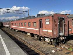 2083236 B