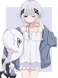 695621 B