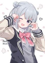 152973 B