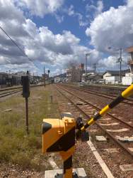 805506 B