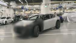 211810 B