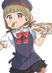 832995 B