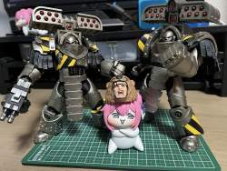 407835 B