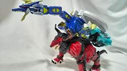 831687 B