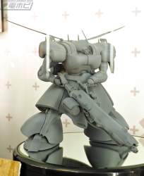 269945 B