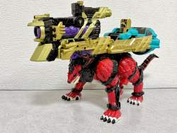 636072 B