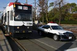 245375 B