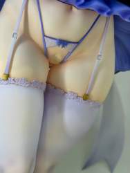 563275 B
