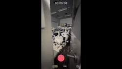 2046352 B