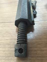 145943 B