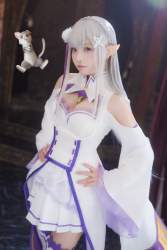 720568 B