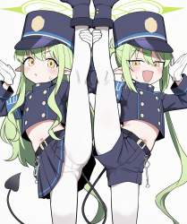 267998 B