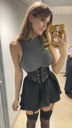 2228390 B