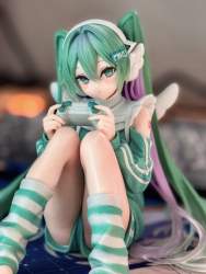 376593 B