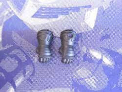 1008898 B