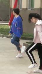 1673249 B