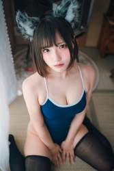 610355 B