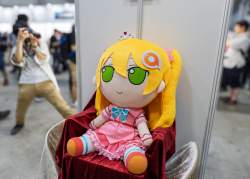 1281825 B