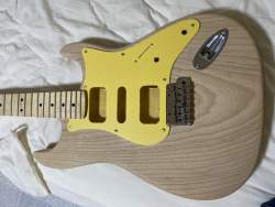 3030803 B