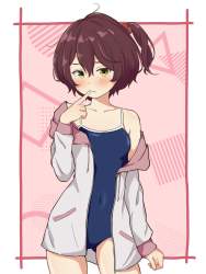 304779 B