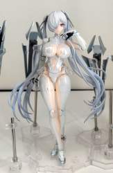 305275 B