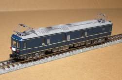551798 B