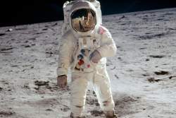 128068 B