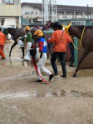 764404 B