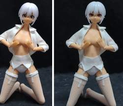227813 B