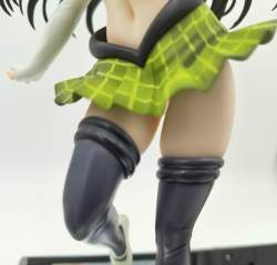 976043 B