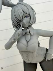 572313 B