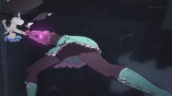 121543 B