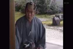 324333 B
