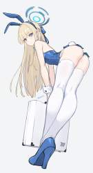 831775 B