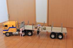 413559 B