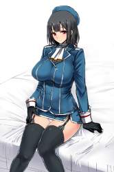 708982 B
