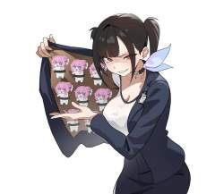 858724 B