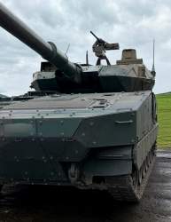 463860 B