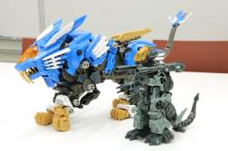 458465 B