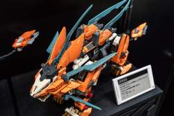 408696 B