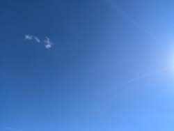 1025641 B