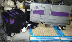 1296501 B