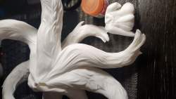 1616571 B