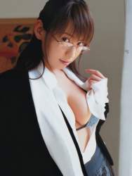42989 B