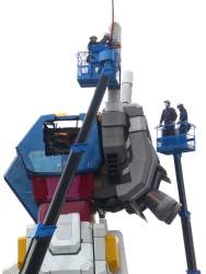 83779 B