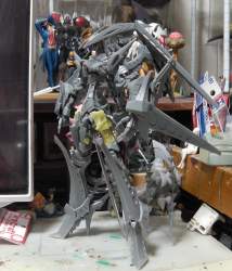 821173 B
