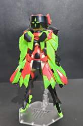 1090022 B