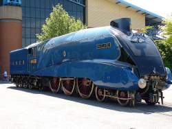 357872 B