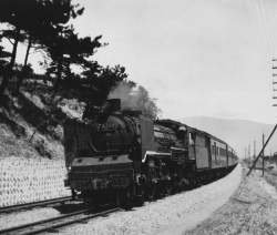 435960 B